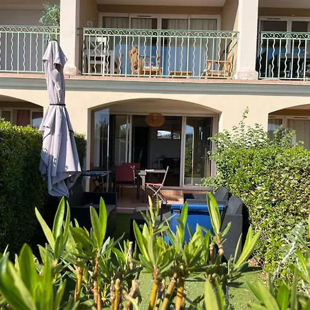 Classe 2 Etoiles, Rez De Jardin Vue Sur Le Golfe De St Tropez Apartman